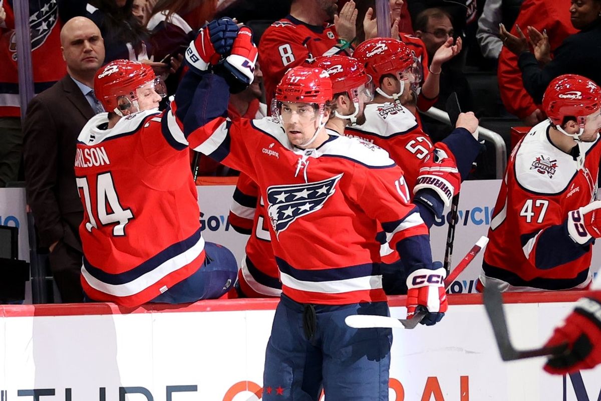 Jan 31, 2026; Washington, District of Columbia, USA; Washington Capitals center Dylan Strome (17) celebrates with his teammates after scoring a goal during the second period against the Carolina Hurricanes at Capital One Arena. Mandatory Credit: Daniel Kucin Jr.-Imagn Images