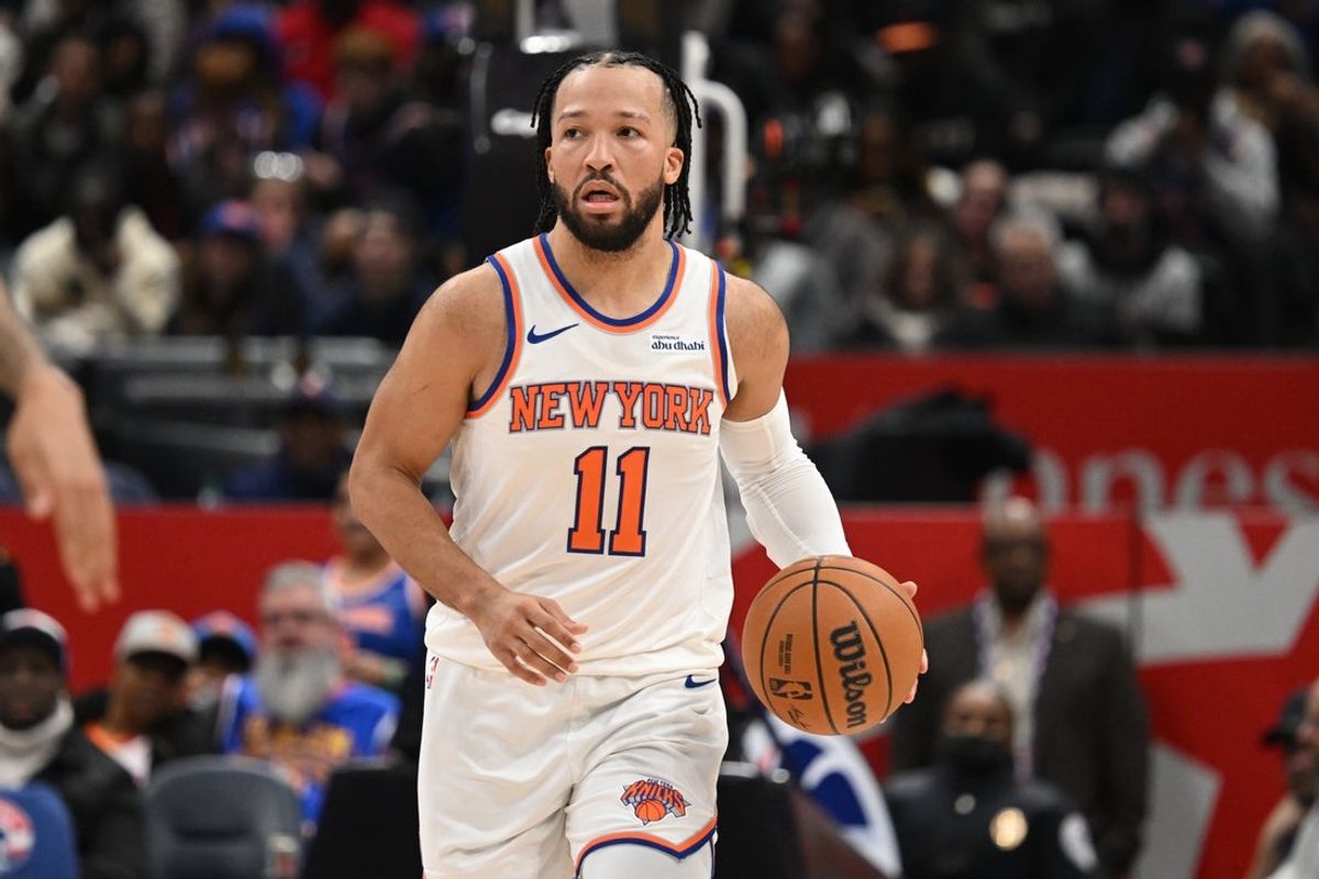 Feb 3, 2026; Washington, District of Columbia, USA; New York Knicks guard Jalen Brunson (11) dribbles the ball against the Washington Wizards during the third quarter at Capital One Arena. Mandatory Credit: Rafael Suanes-Imagn Images