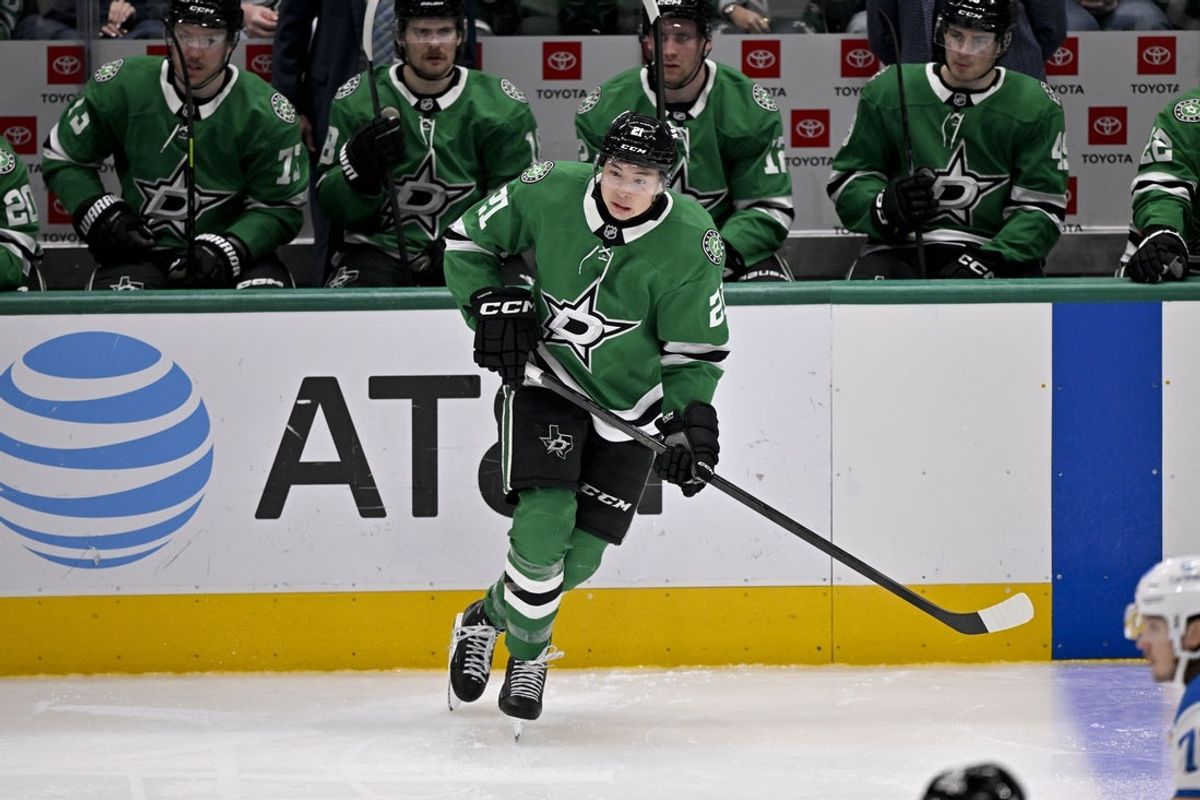 Feb 4, 2026; Dallas, Texas, USA; Dallas Stars left wing Jason Robertson (21) skates against the St. Louis Blues during the second period at the American Airlines Center. Mandatory Credit: Jerome Miron-Imagn Images