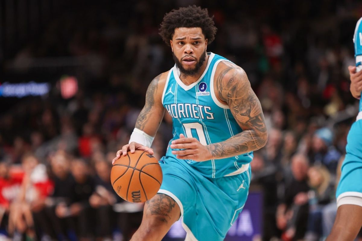 Feb 7, 2026; Atlanta, Georgia, USA; Charlotte Hornets forward Miles Bridges (0) drives to the basket against the Atlanta Hawks in the fourth quarter at State Farm Arena. Mandatory Credit: Brett Davis-Imagn Images