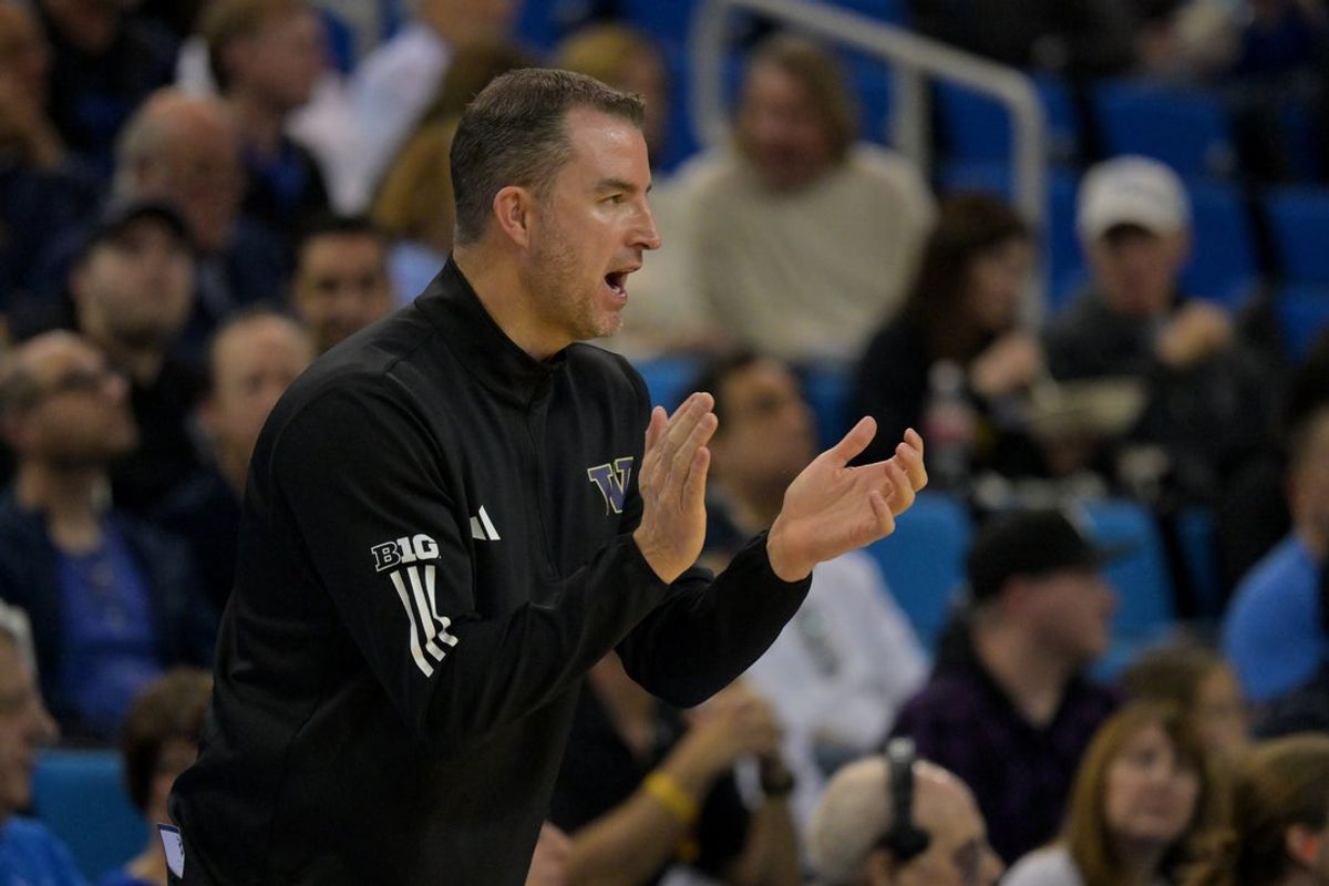 Feb 7, 2026; Los Angeles, California, USA;  Washington Huskies head coach Danny Sprinkle in the second half against the UCLA Bruins at Pauley Pavilion presented by Wescom Financial. Mandatory Credit: Jayne Kamin-Oncea-Imagn Images
