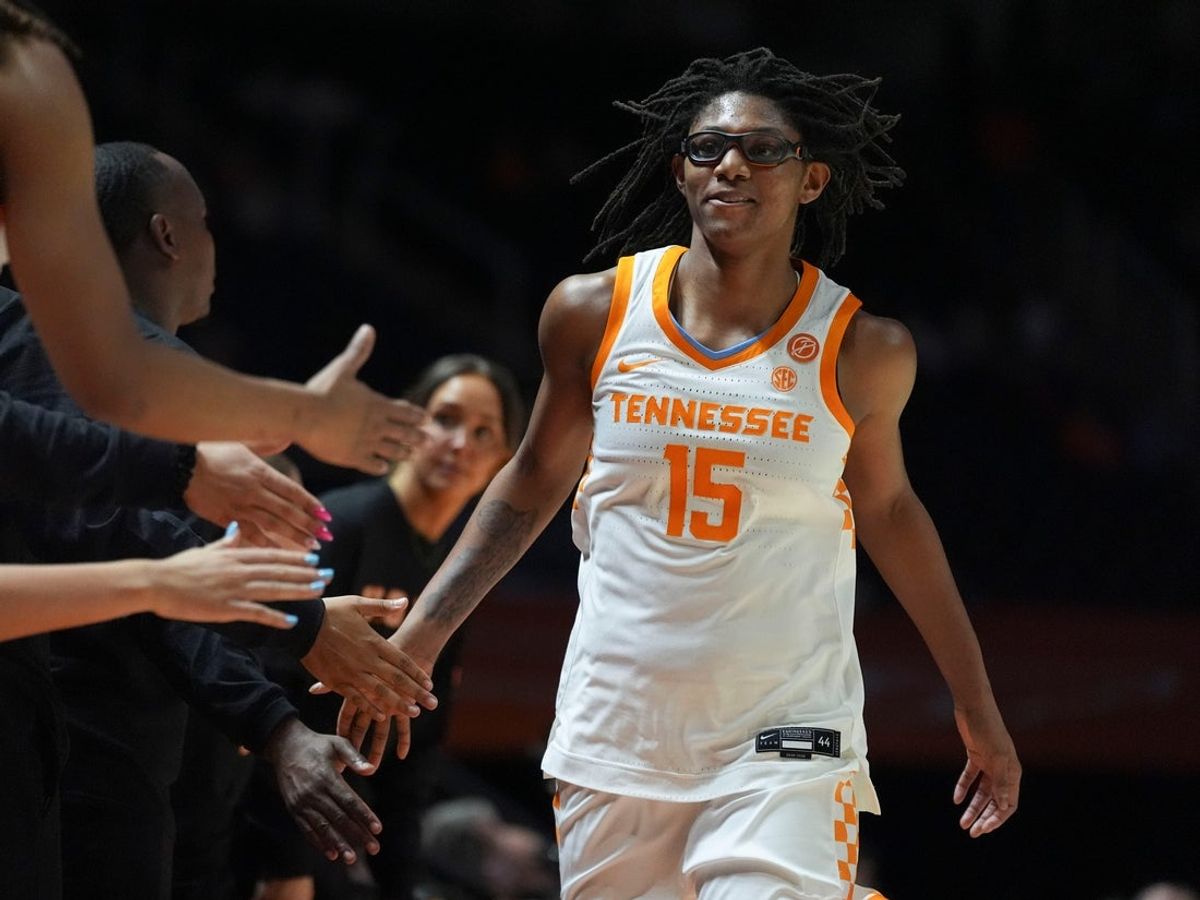 Tennessee guard Jaida Civil (15) subs out in the final moments of the NCAA college basketball game against Missouri on Feb 12, 2026, in Knoxville, Tennessee.