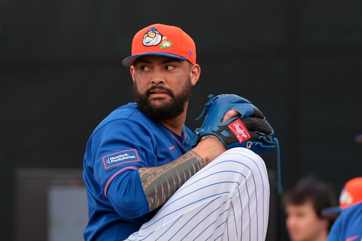 Feb 17, 2026; Port St. Lucie, FL, USA; New York Mets pitcher Sean Manaea (59) works during spring training at Clover Park. Mandatory Credit: Sam Navarro-Imagn Images