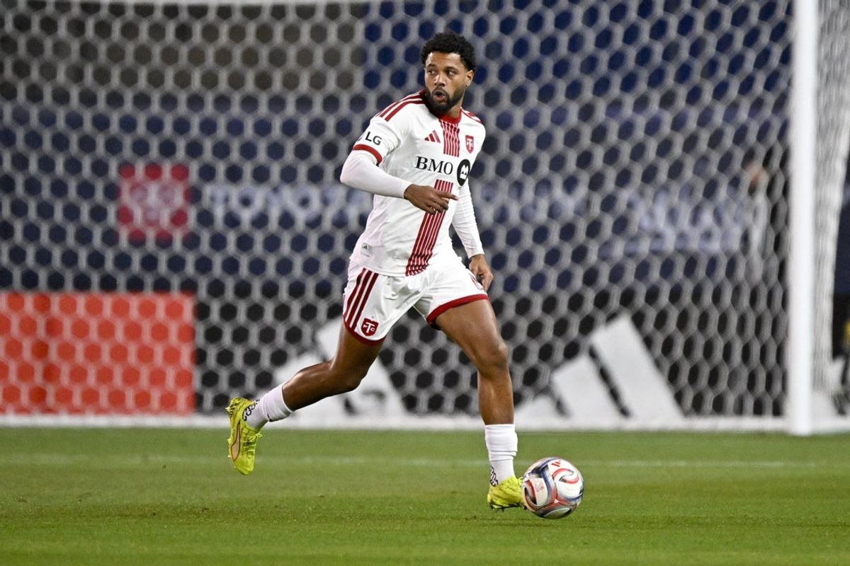 Feb 21, 2026; Frisco, Texas, USA; Toronto FC midfielder Kosi Thompson (6) in action during the game between FC Dallas and Toronto FC at Toyota Stadium. Mandatory Credit: Jerome Miron-Imagn Images