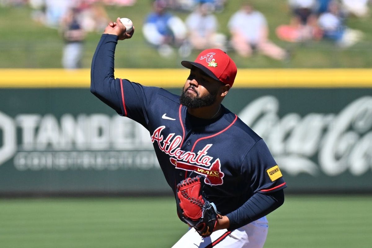 Feb 24, 2026; North Port, Florida, USA;  Atlanta Braves starting pitcher Reynaldo Lopez (40) throws a pitch in the second inning against the Detroit Tigers during spring training at CoolToday Park. Mandatory Credit: Jonathan Dyer-Imagn Images