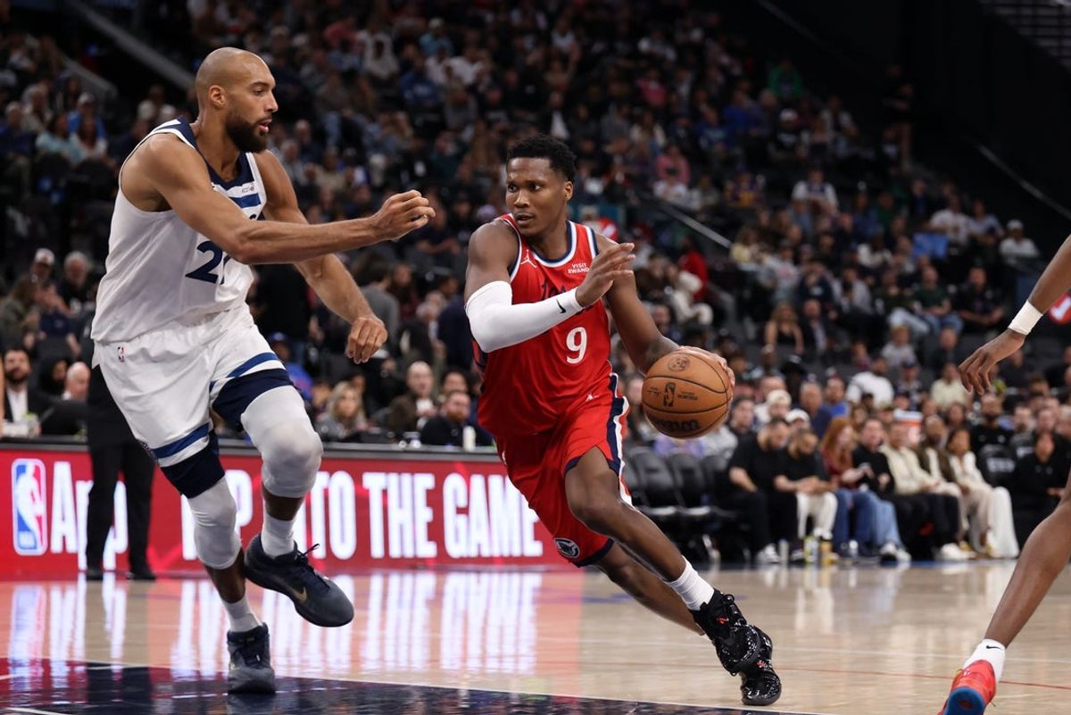 Feb 26, 2026; Inglewood, California, USA;   Los Angeles Clippers guard Bennedict Mathurin (9) drives to the basket against Minnesota Timberwolves center Rudy Gobert (27) during the third quarter at Intuit Dome. Mandatory Credit: Kiyoshi Mio-Imagn Images