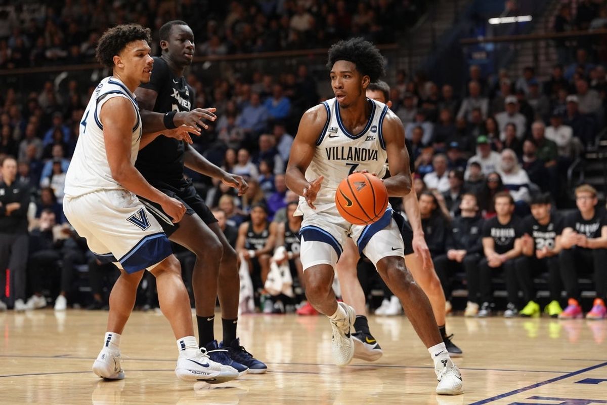 Mar 7, 2026; Villanova, Pennsylvania, USA; Villanova Wildcats guard Malachi Palmer (7) controls the ball against the Xavier Musketeers in the first half at William B. Finneran Pavilion. Mandatory Credit: Kyle Ross-Imagn Images