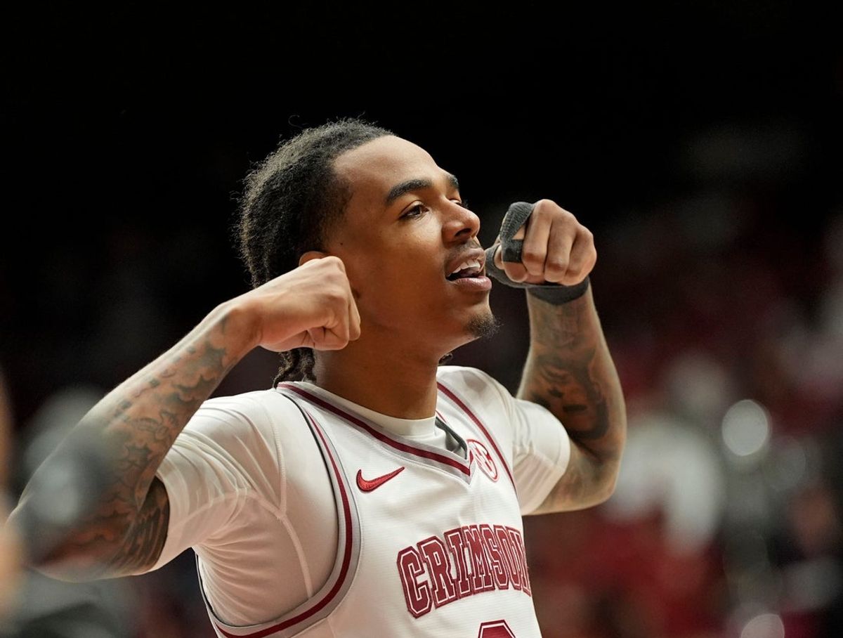 Mar 7, 2026; Tuscaloosa, AL, USA; Alabama guard Labaron Philon Jr. (0) flexes during a time out of the game with Auburn at Coleman Coliseum. Alabama defeated Auburn 96-84. Mandatory Credit: Gary Cosby Jr.-Tuscaloosa News