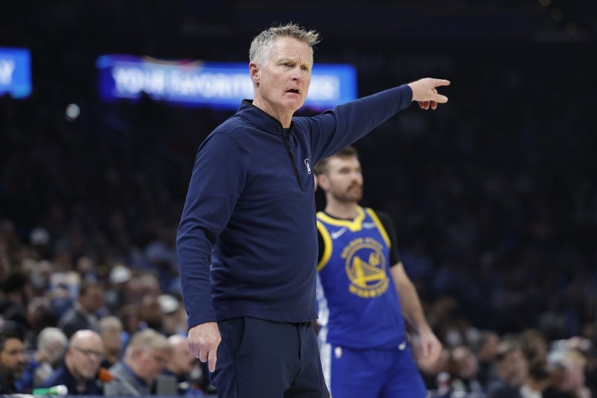 Mar 7, 2026; Oklahoma City, Oklahoma, USA; Golden State Warriors Head Coach Steve Kerr gestures to his team during a play against the Oklahoma City Thunder during the first half at Paycom Center. Mandatory Credit: Alonzo Adams-Imagn Images