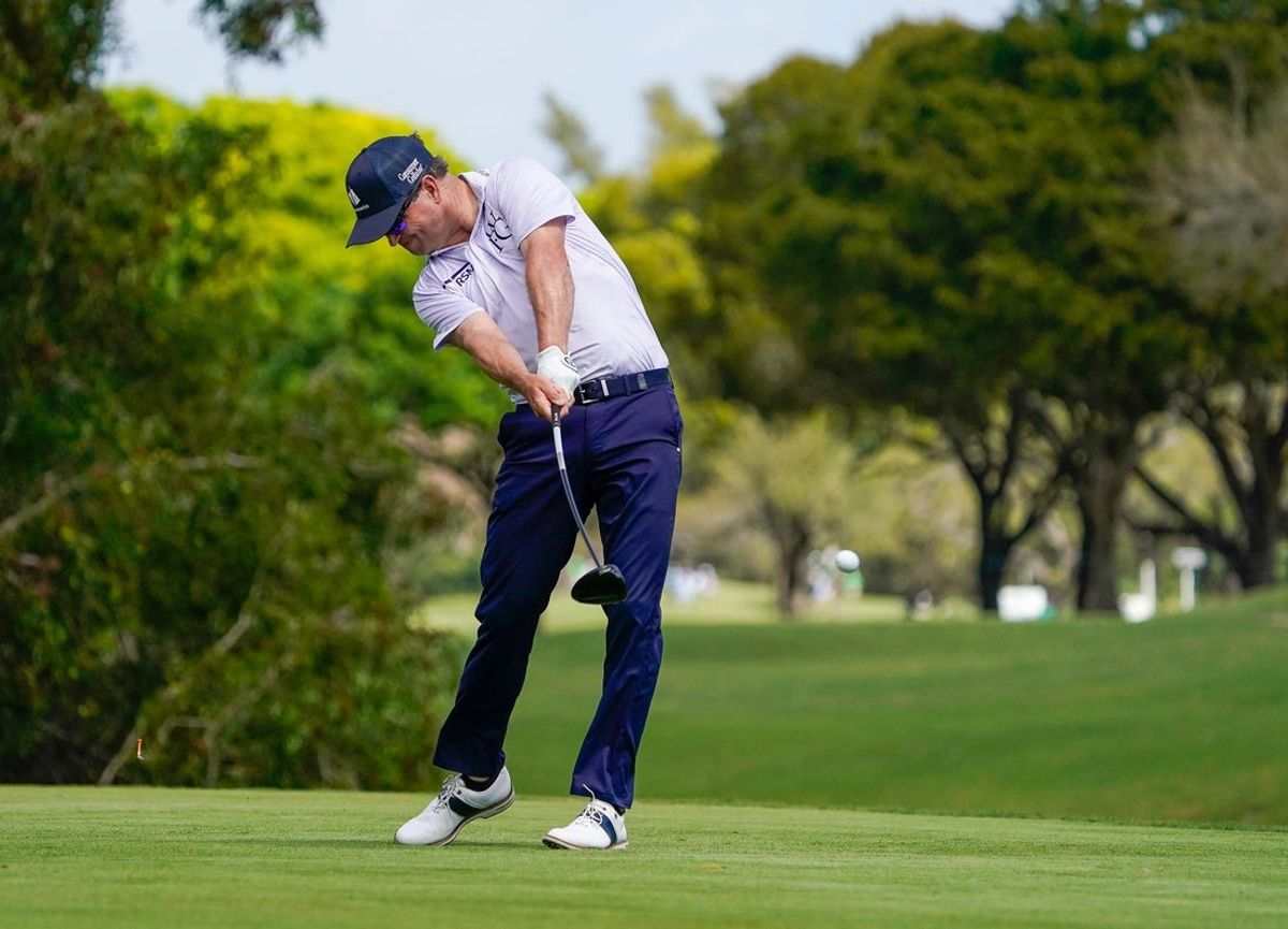 Zach Johnson hits his tee shot on the sixth hole during the final round of the James Hardie Pro Football Hall of Fame Invitational at The Old Course at Broken Sound Club on Sunday, March 8, 2026, in Boca Raton, FL.