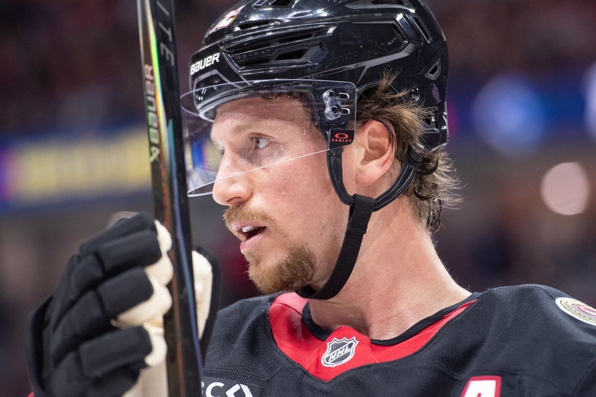 Mar 11, 2026; Ottawa, Ontario, CAN; Ottawa Senators defenseman Thomas Chabot (72) looks up the ice in the second period against the Montreal Canadiens  at the Canadian Tire Centre. Mandatory Credit: Marc DesRosiers-IMAGN Images