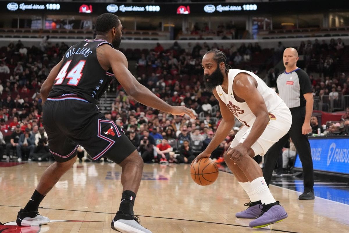 Mar 19, 2026; Chicago, Illinois, USA; Chicago Bulls forward Patrick Williams (44) defends Cleveland Cavaliers guard James Harden (1) during the first quarter at United Center. Mandatory Credit: David Banks-Imagn Images
