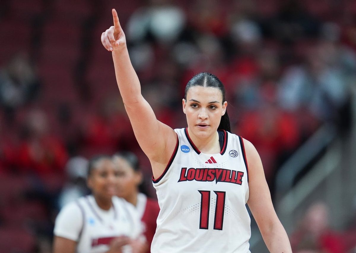 Louisville Cardinals forward Elif Istanbulluoglu (11) gestures as the Cards get the ball on a turnover against Alabama during the 2026 NCAA Women's March Madness Second Round basketball at the KFC Yum Center In Louisville, Kentucky. March 23, 2026.