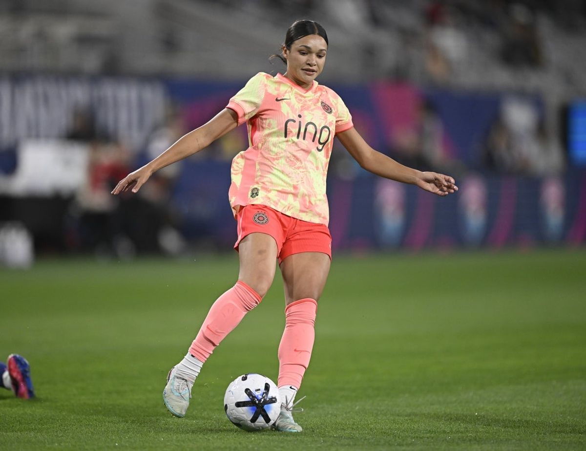 Mar 25, 2026; San Diego, California, USA; Portland Thorns FC forward Sophia Wilson (9) brings the ball downfield during the second half   against San Diego Wave FC at Snapdragon Stadium. Mandatory Credit: Denis Poroy-Imagn Images