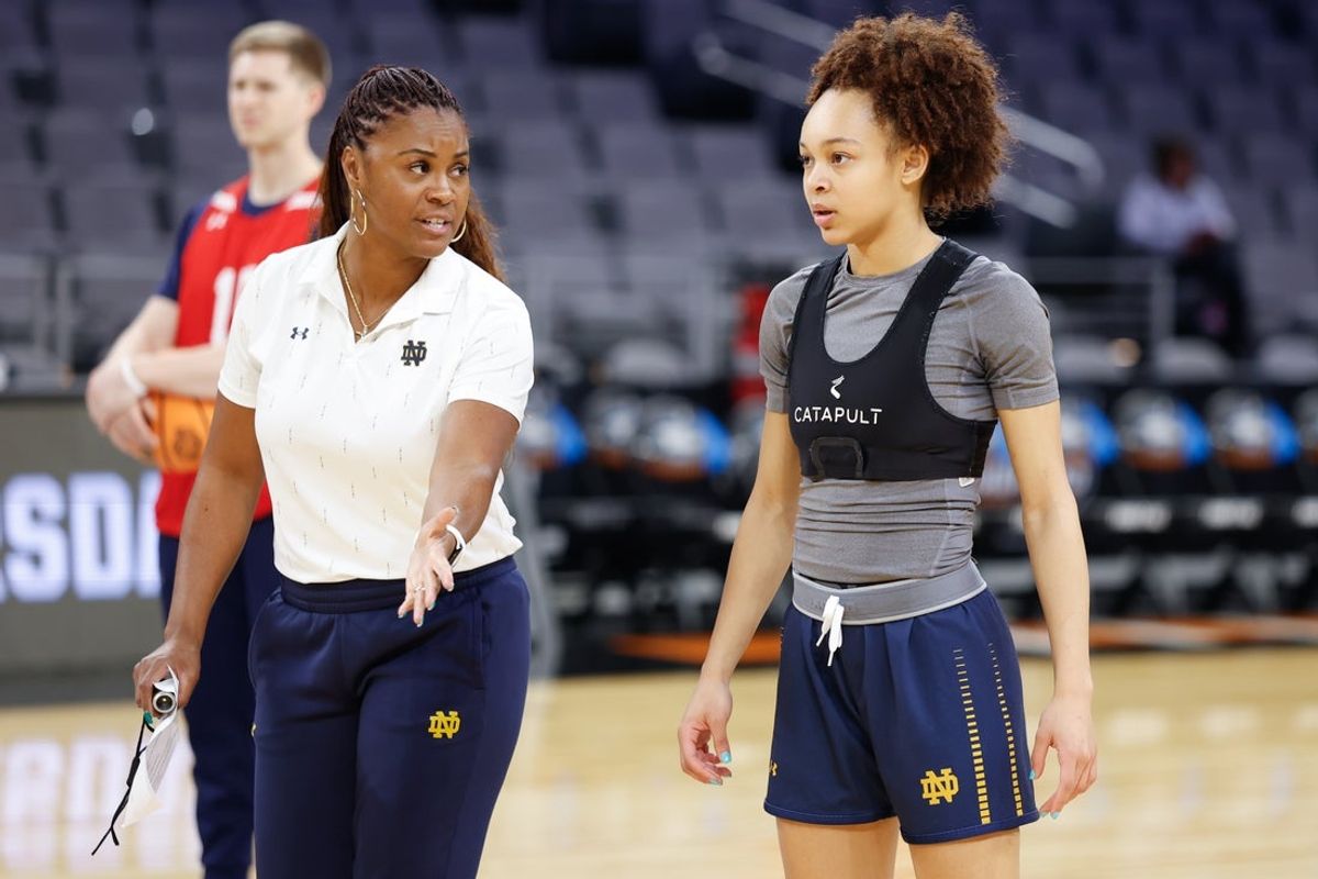 Notre Dame Fighting Irish guard Hannah Hidalgo (3) and head coach Niele Ivey during a practice session ahead of the Fort Worth Regional of the women's 2026 NCAA Tournament at Dickies Arena. Mandatory Credit: Chris Jones-Imagn Images