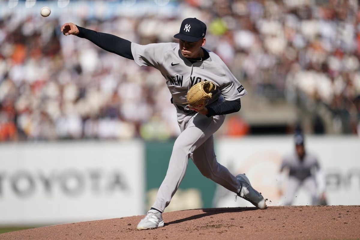 Mar 28, 2026; San Francisco, California, USA; New York Yankees pitcher Will Warren (29) delivers a pitch against the San Francisco Giants in the first inning at Oracle Park. Mandatory Credit: Cary Edmondson-Imagn Images