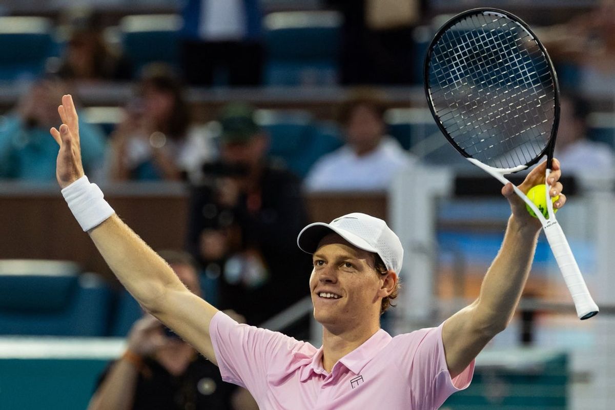 Mar 29, 2026; Miami Gardens, FL, USA; Jannik Sinner of Italy celebrates his victory over Jiri Lehecka of the Czech Republic in the final of the men’s singles at the Miami Open at the Hard Rock Stadium. Mandatory Credit: Mike Frey-Imagn Images