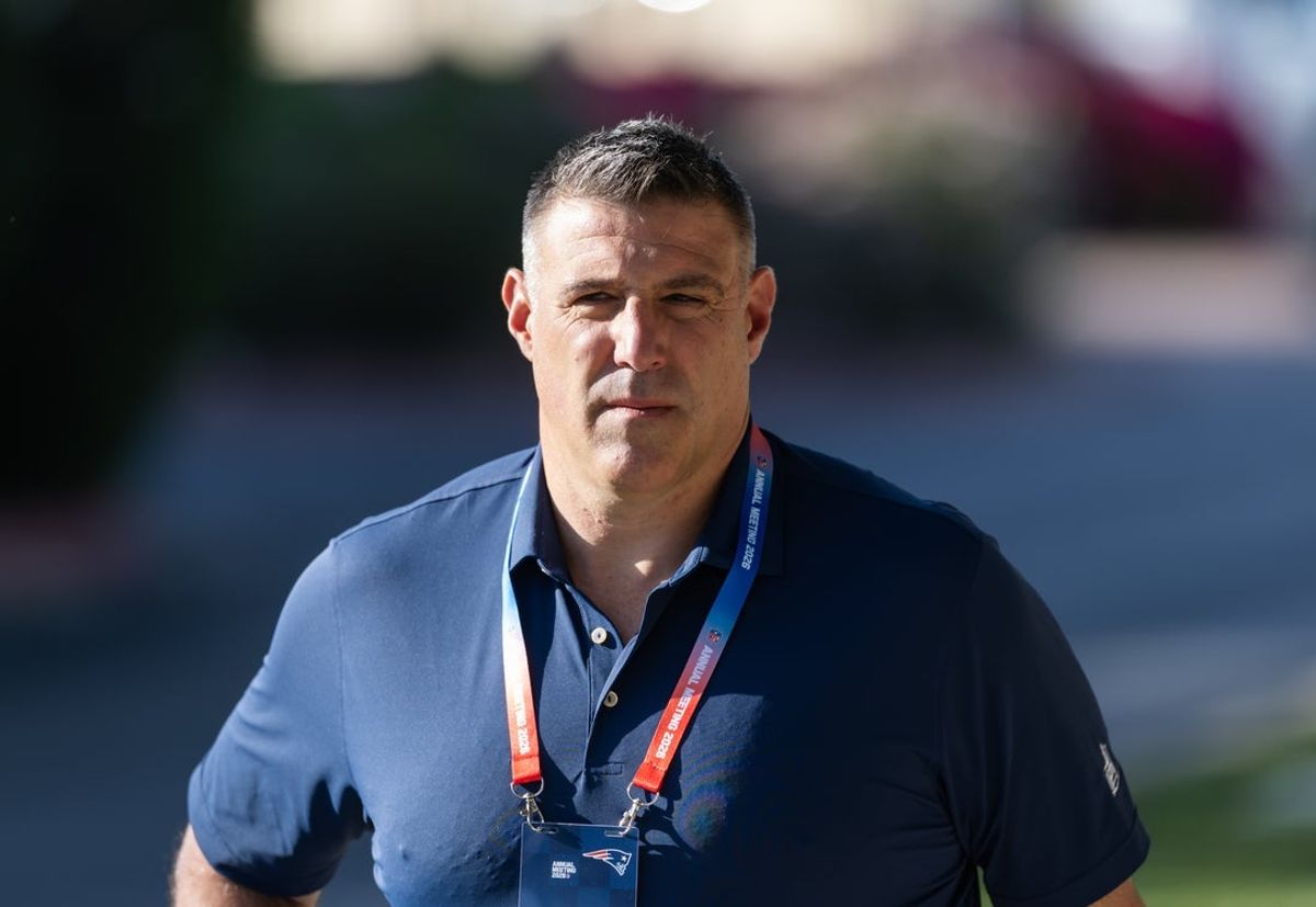 Mar 30, 2026; Phoenix, AZ, USA; New England Patriots head coach Mike Vrabel during the 2026 NFL Annual League Meeting at the Arizona Biltmore. Mandatory Credit: Mark J. Rebilas-Imagn Images