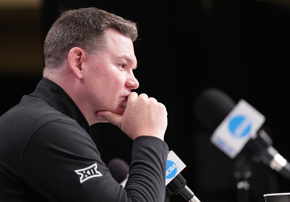 Apr 2, 2026; Indianapolis, IN, USA; Arizona head coach Tommy Lloyd during a press conference ahead of the Final Four of the men's 2026 NCAA Tournament at Lucas Oil Stadium. Mandatory Credit: Robert Deutsch-Imagn Images