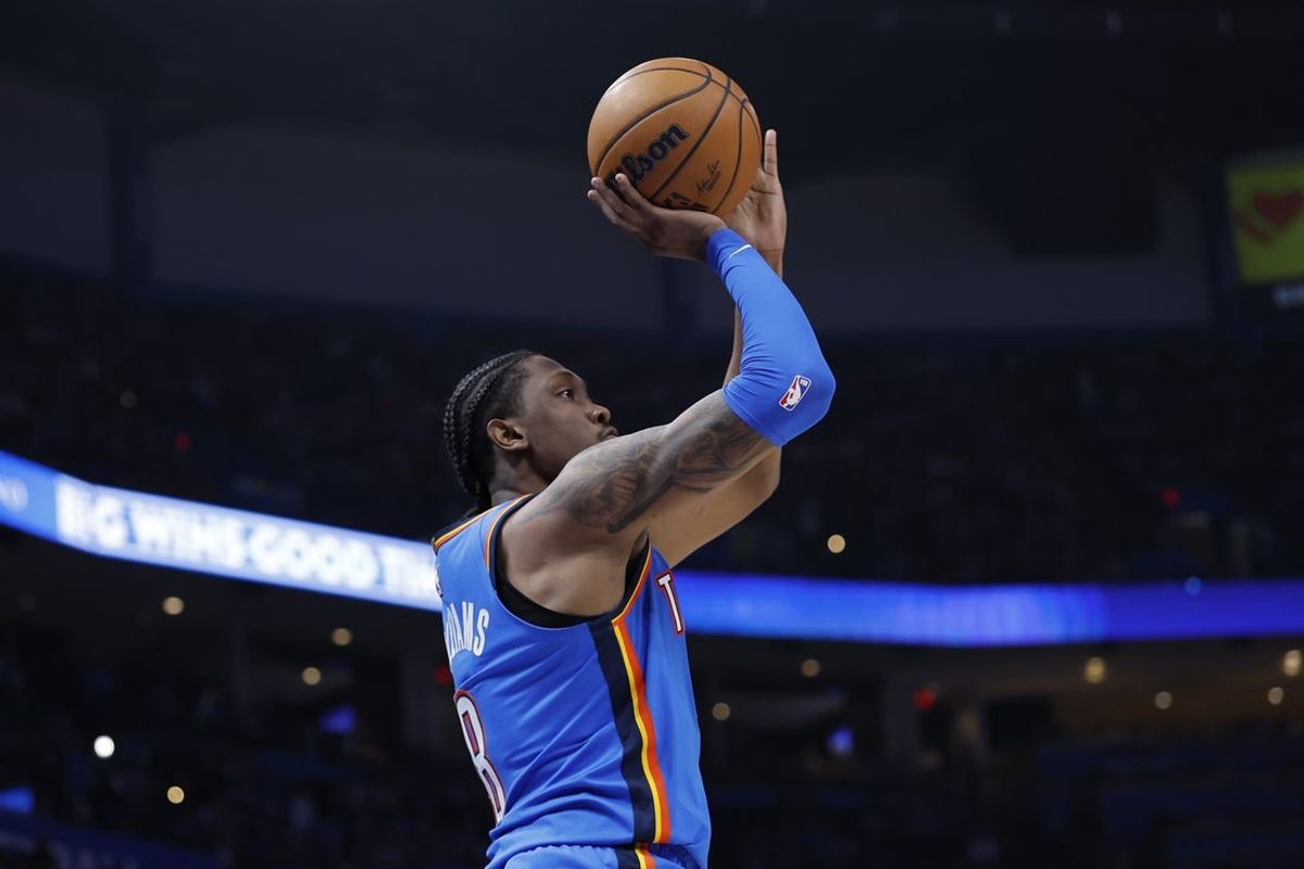 Apr 2, 2026; Oklahoma City, Oklahoma, USA; Oklahoma City Thunder guard Jalen Williams (8) shoots a three point basket against the Los Angeles Lakers during the second half at Paycom Center. Mandatory Credit: Alonzo Adams-Imagn Images