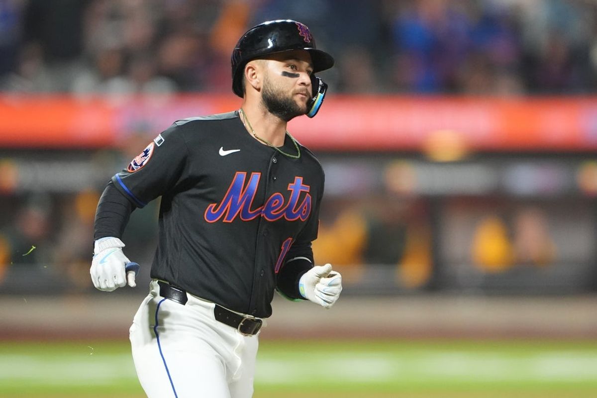 Apr 10, 2026; New York City, New York, USA; New York Mets designated hitter Bo Bichette (19) runs out a single against the Athletics during the sixth inning at Citi Field. Mandatory Credit: Gregory Fisher-Imagn Images
