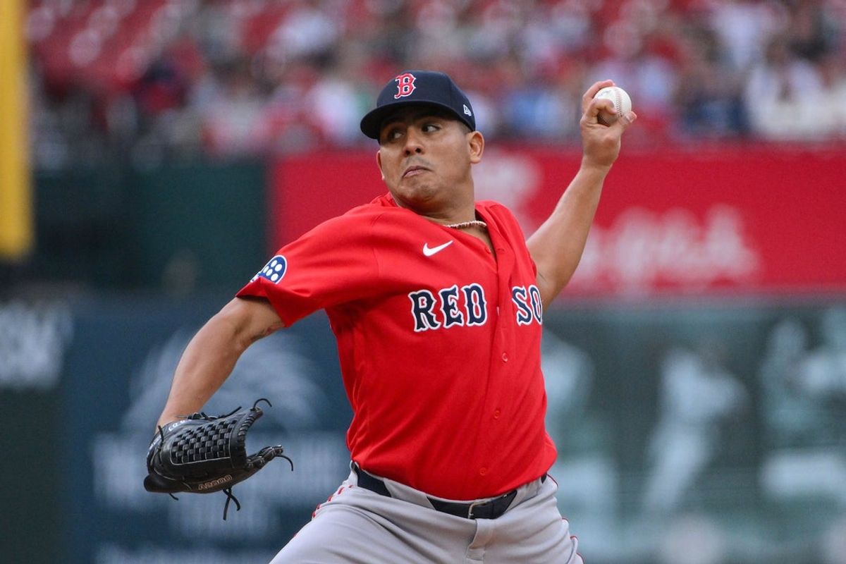 Apr 11, 2026; St. Louis, Missouri, USA; Boston Red Sox starting pitcher Ranger Suarez (55) pitches against the St. Louis Cardinals during the first inning at Busch Stadium. Mandatory Credit: Jeff Curry-Imagn Images