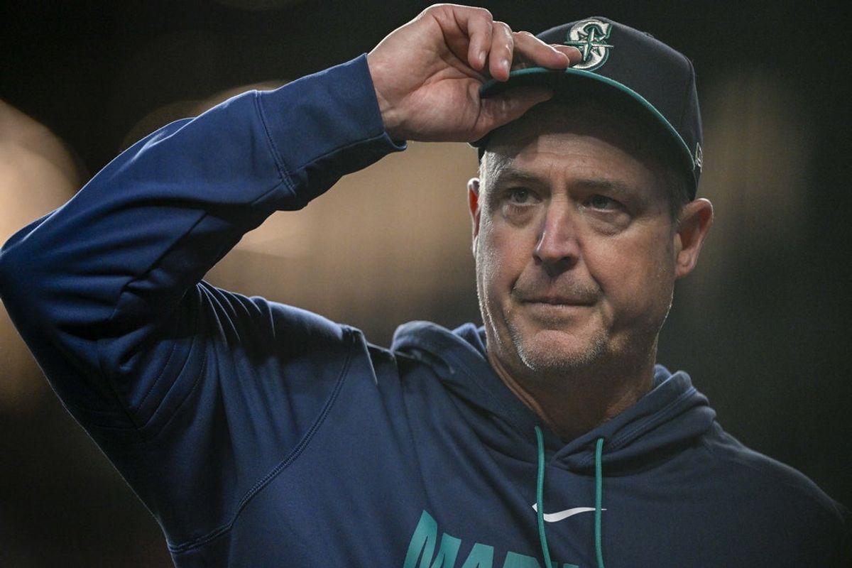 Apr 6, 2026; Arlington, Texas, USA; Seattle Mariners manager Dan Wilson looks on during the game between the Rangers and the Mariners at Globe Life Field. Mandatory Credit: Jerome Miron-Imagn Images