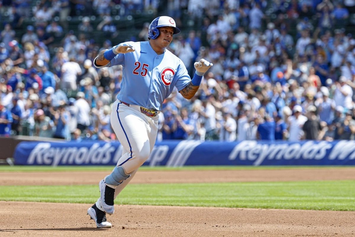 Apr 17, 2026; Chicago, Illinois, USA; Chicago Cubs designated hiter Moises Ballesteros (25) rounds the bases after hitting a three-run home run against the New York Mets during the first inning at Wrigley Field. Mandatory Credit: Kamil Krzaczynski-Imagn Images