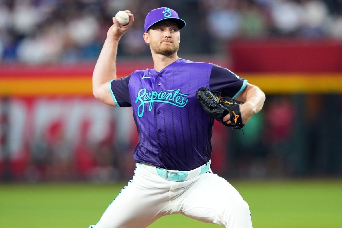 Apr 17, 2026; Phoenix, Arizona, USA; Arizona Diamondbacks pitcher Michael Soroka (34) pitches against the Toronto Blue Jays during the third inning at Chase Field. Mandatory Credit: Joe Camporeale-Imagn Images
