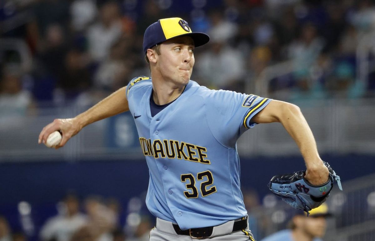 Apr 19, 2026; Miami, Florida, USA;  Milwaukee Brewers starting pitcher Jacob Misiorowski (32) throws against the Miami Marlins during the first inning at loanDepot Park. Mandatory Credit: Rhona Wise-Imagn Images