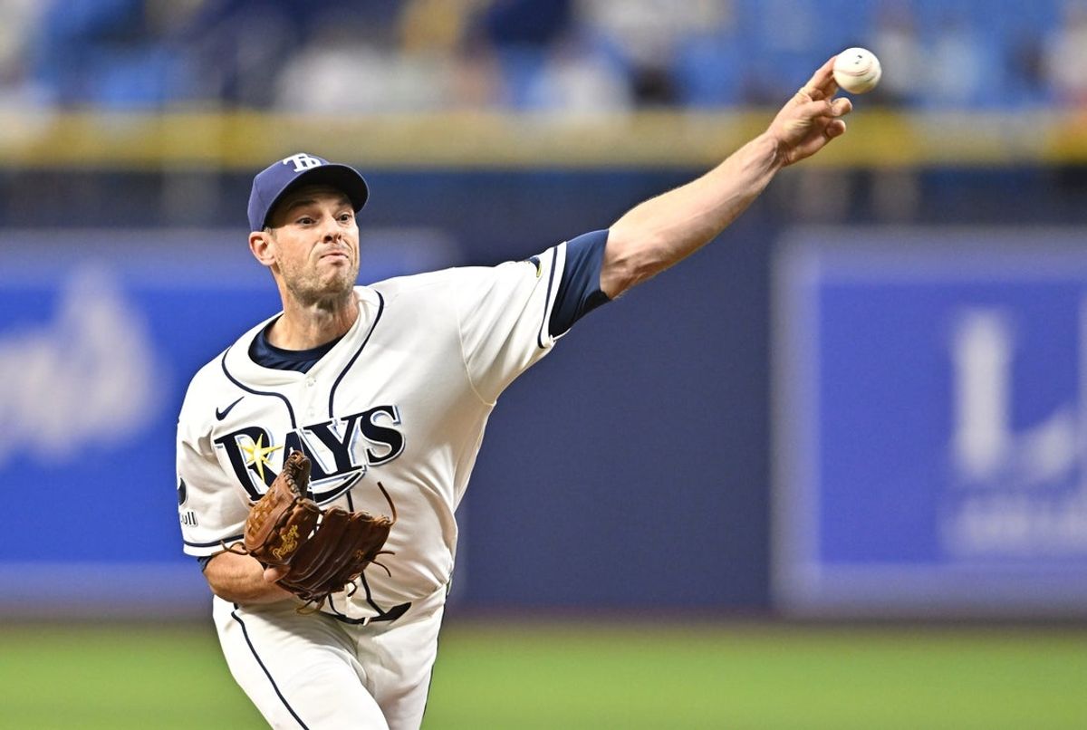 Apr 21, 2026; St. Petersburg, Florida, USA; Tampa Bay Rays pitcher Steven Matz (32) throws a pitch during the first inning against Cincinnati Reds at Tropicana Field. Mandatory Credit: Pablo Robles-Imagn Images