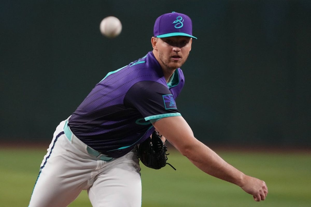 Apr 23, 2026; Phoenix, Arizona, USA; Arizona Diamondbacks starting pitcher Michael Soroka (34) throws against the Chicago White Sox in the first inning at Chase Field. Mandatory Credit: Rick Scuteri-Imagn Images