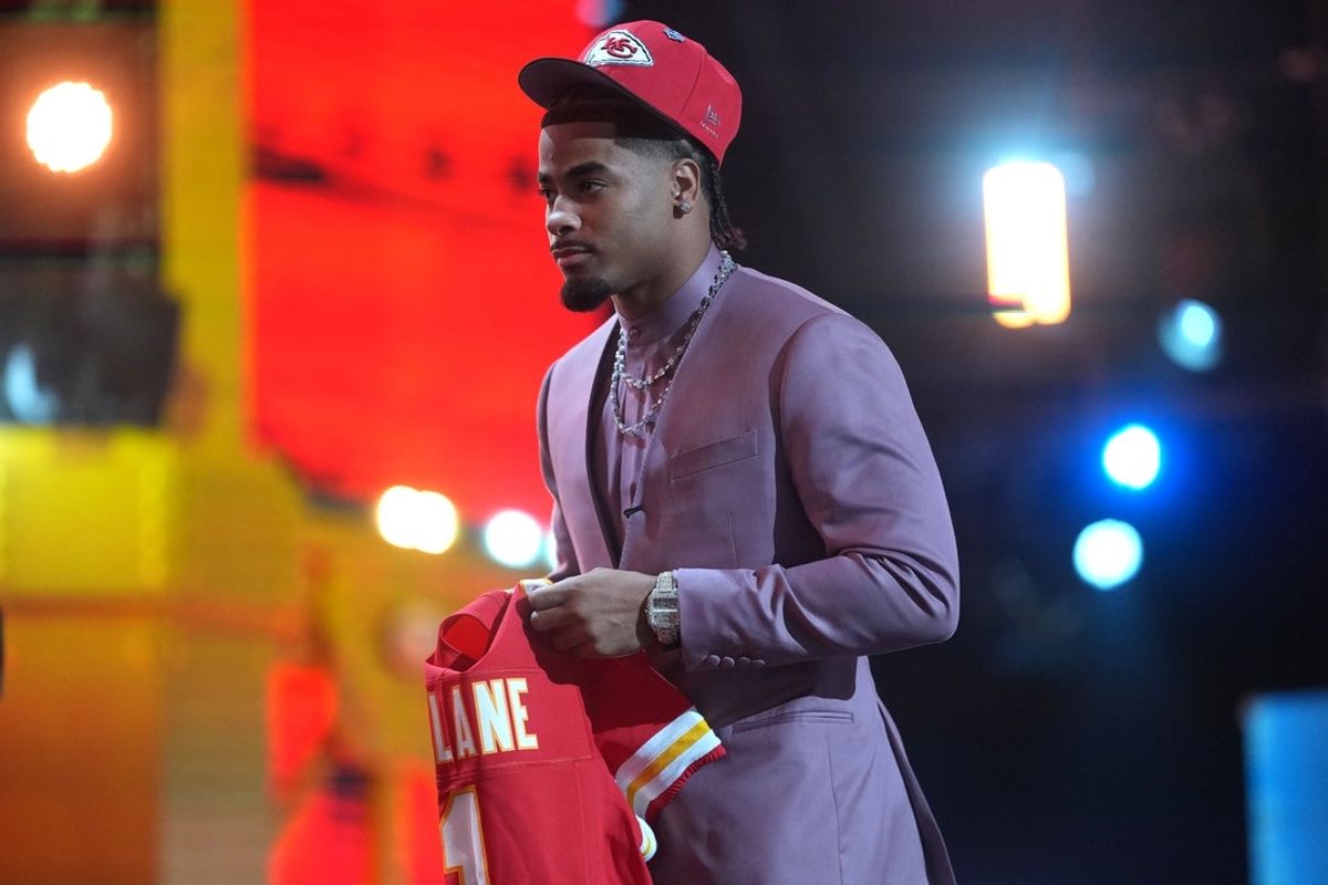 Apr 23, 2026; Pittsburgh, PA, USA; LSU Tigers defensive back Mansoor Delane is selected by the Kansas City Chiefs as the number six pick during the 2026 NFL Draft at Acrisure Stadium. Mandatory Credit: Kirby Lee-Imagn Images