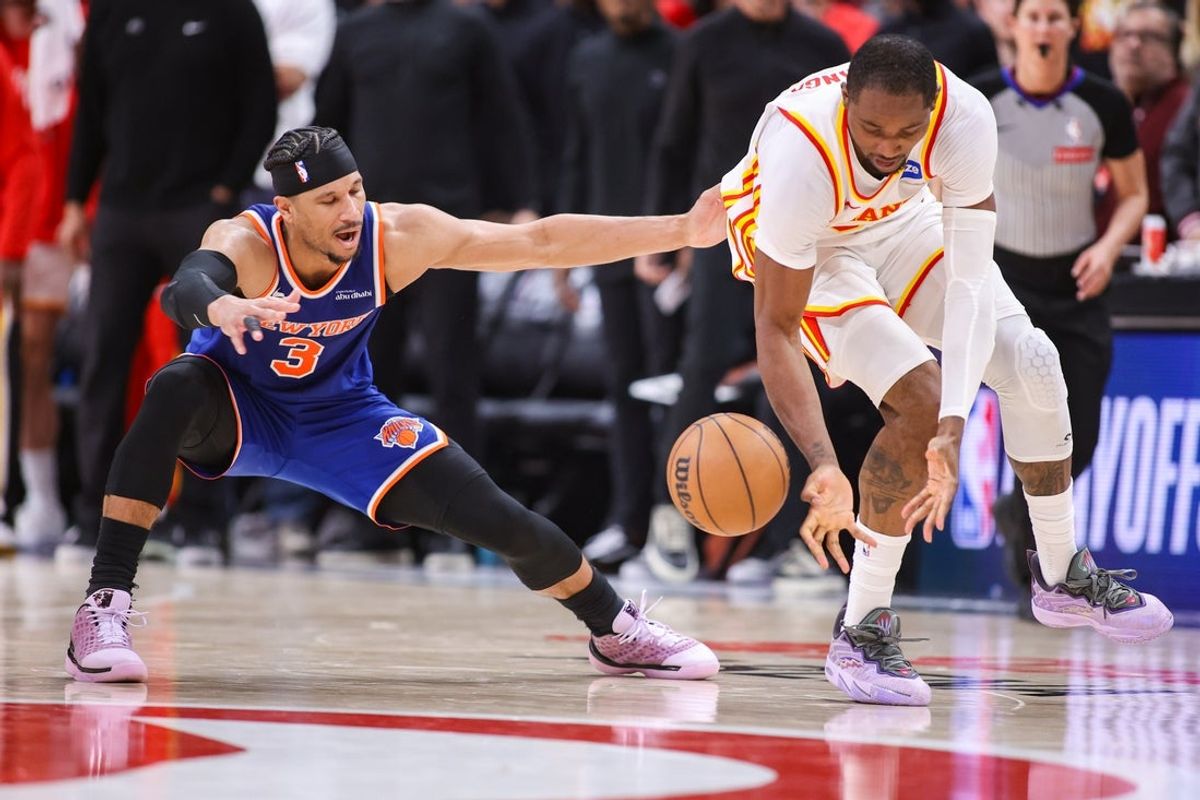 Apr 23, 2026; Atlanta, Georgia, USA; New York Knicks guard Josh Hart (3) has the ball stolen by Atlanta Hawks forward Jonathan Kuminga (0) in the fourth quarter during game three of the first round of the 2026 NBA Playoffs at State Farm Arena. Mandatory Credit: Brett Davis-Imagn Images