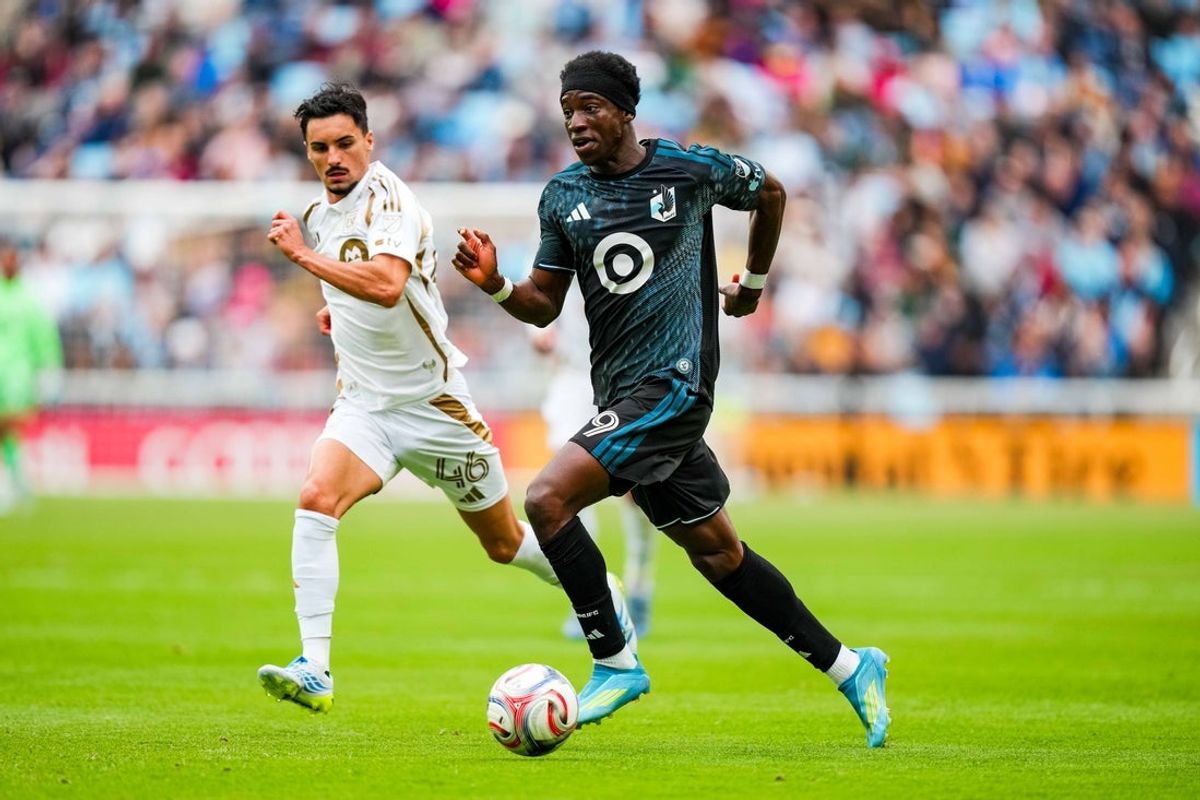 Apr 25, 2026; Saint Paul, Minnesota, USA; Minnesota United FC forward Kelvin Yeboah (9) dribbles during the first half against Los Angeles Football Club at Allianz Field. Mandatory Credit: Brace Hemmelgarn-Imagn Images