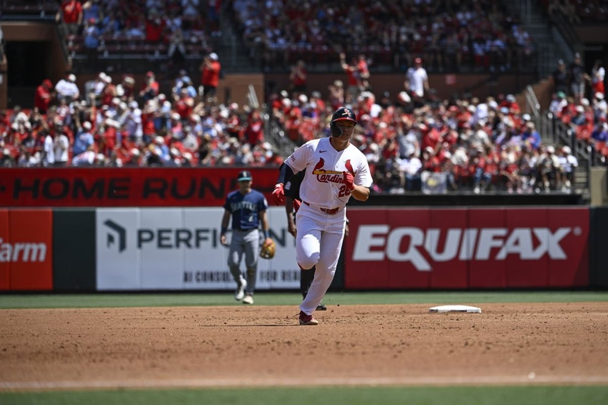 Apr 26, 2026; St. Louis, Missouri, USA; St. Louis Cardinals second baseman JJ Wetherholt (26) rounds the bases after hitting a solo home run against the Seattle Mariners in the third inning at Busch Stadium. Mandatory Credit: Joe Puetz-Imagn Images