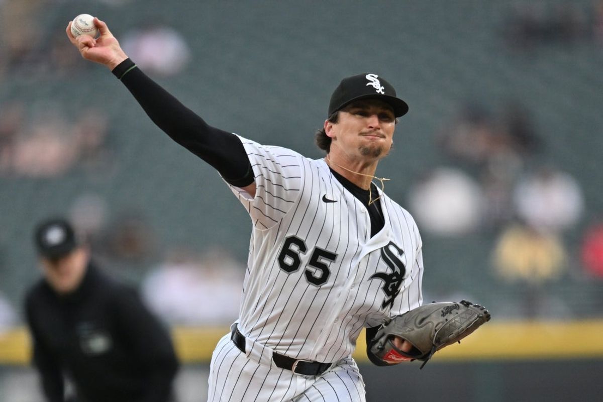 Apr 28, 2026; Chicago, Illinois, USA; Chicago White Sox pitcher Davis Martin (65) throws against the Los Angeles Angels during the first inning at Rate Field. Mandatory Credit: Patrick Gorski-Imagn Images