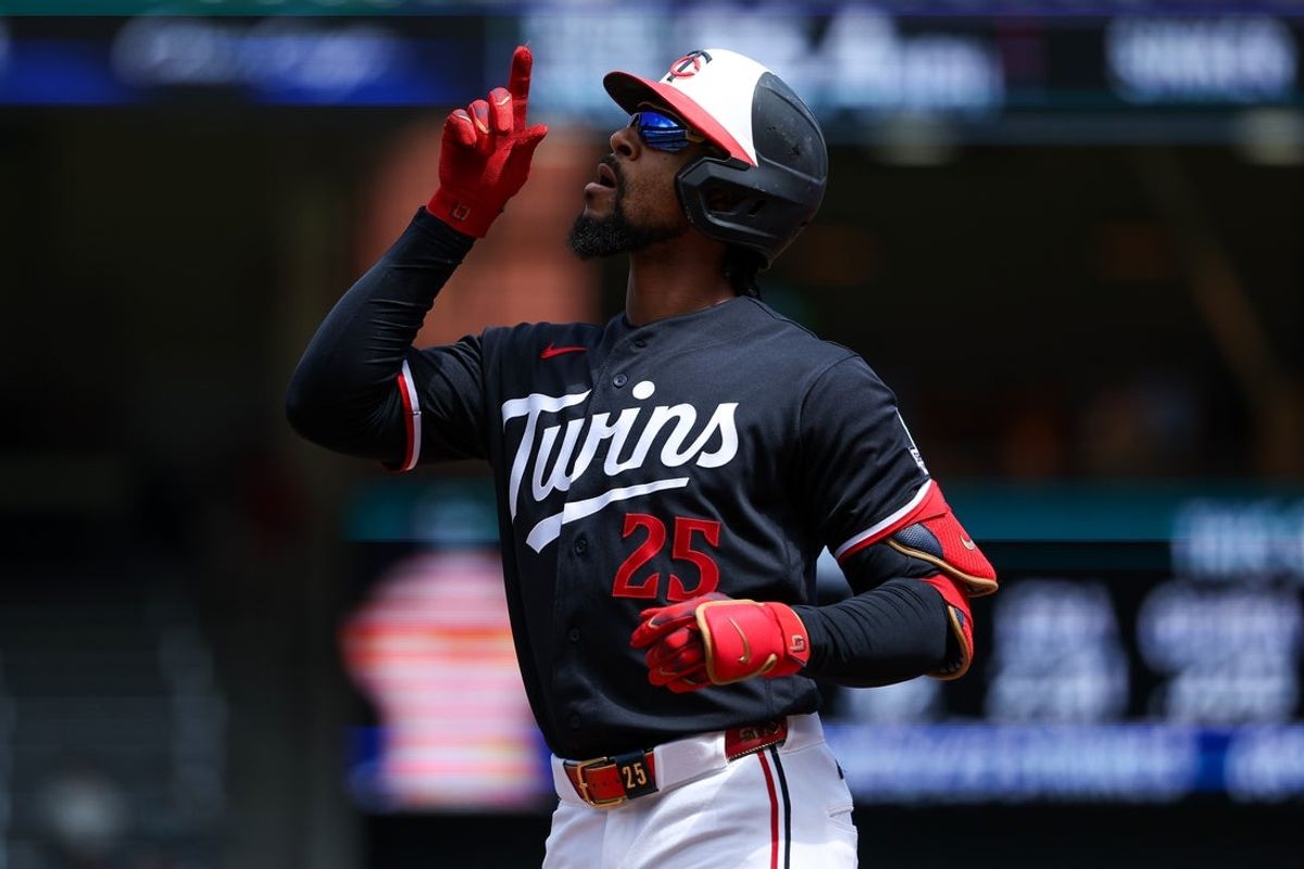 Apr 29, 2026; Minneapolis, Minnesota, USA; Minnesota Twins center fielder Byron Buxton (25) celebrates his single against the Seattle Mariners during the third inning at Target Field. Mandatory Credit: Matt Krohn-Imagn Images