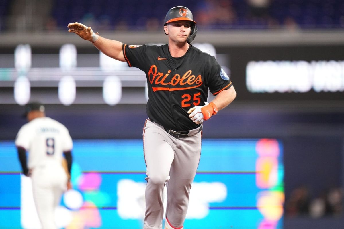 May 6, 2026; Miami, Florida, USA;  Baltimore Orioles first baseman Pete Alonso (25) rounds the bases after hitting a three-run home run in the first inning against the Miami Marlins at loanDepot Park. Mandatory Credit: Jim Rassol-Imagn Images