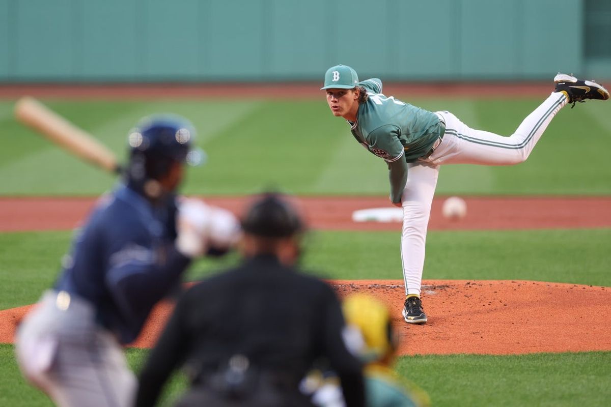 May 8, 2026; Boston, Massachusetts, USA; Boston Red Sox starting pitcher Connelly Early (71) delivers a pitch during the first inning against the Tampa Bay Rays at Fenway Park. Mandatory Credit: Paul Rutherford-Imagn Images