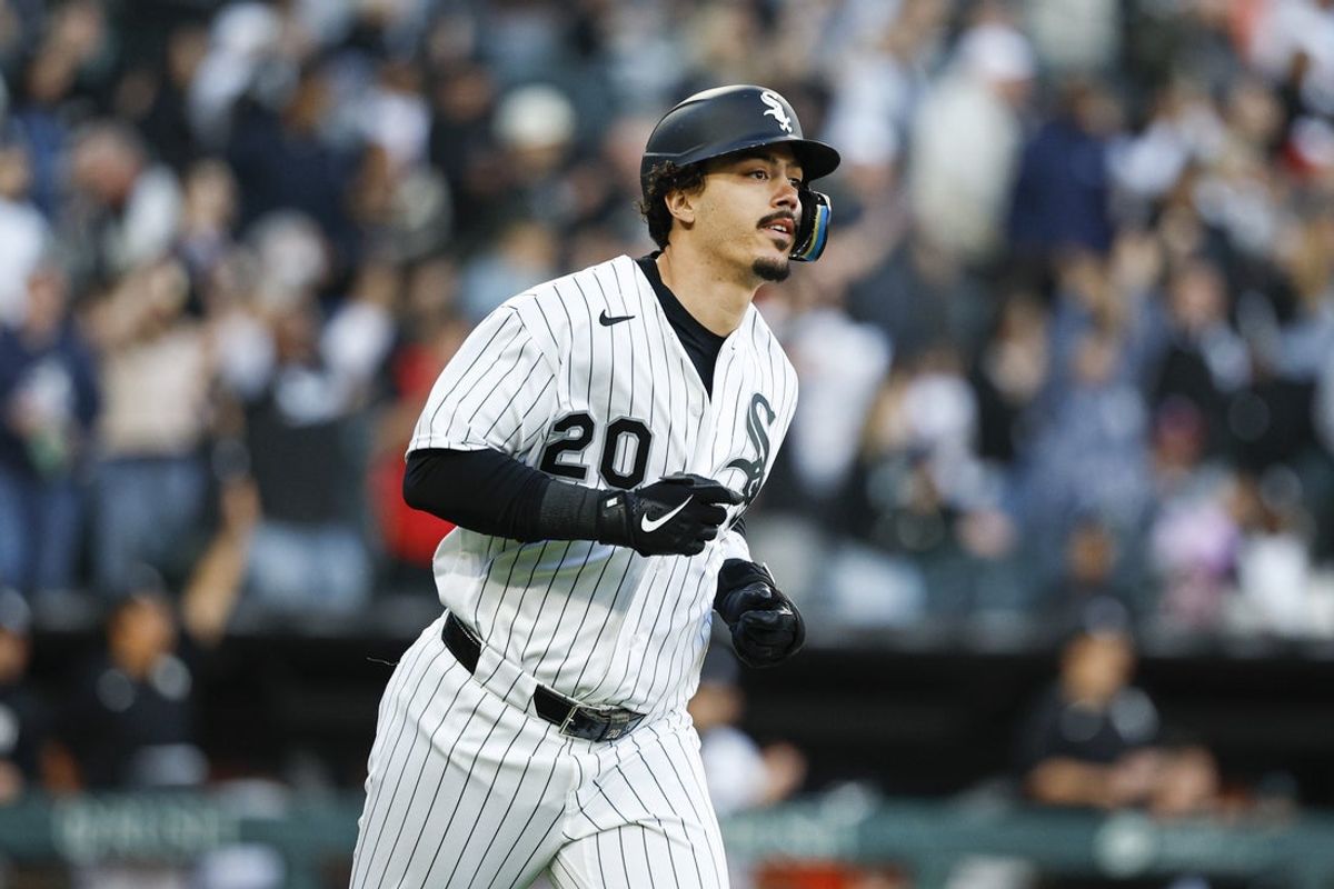 May 9, 2026; Chicago, Illinois, USA; Chicago White Sox third baseman Miguel Vargas (20) rounds the bases after hitting a two-run home run against the Seattle Mariners during the third inning at Rate Field. Mandatory Credit: Kamil Krzaczynski-Imagn Images