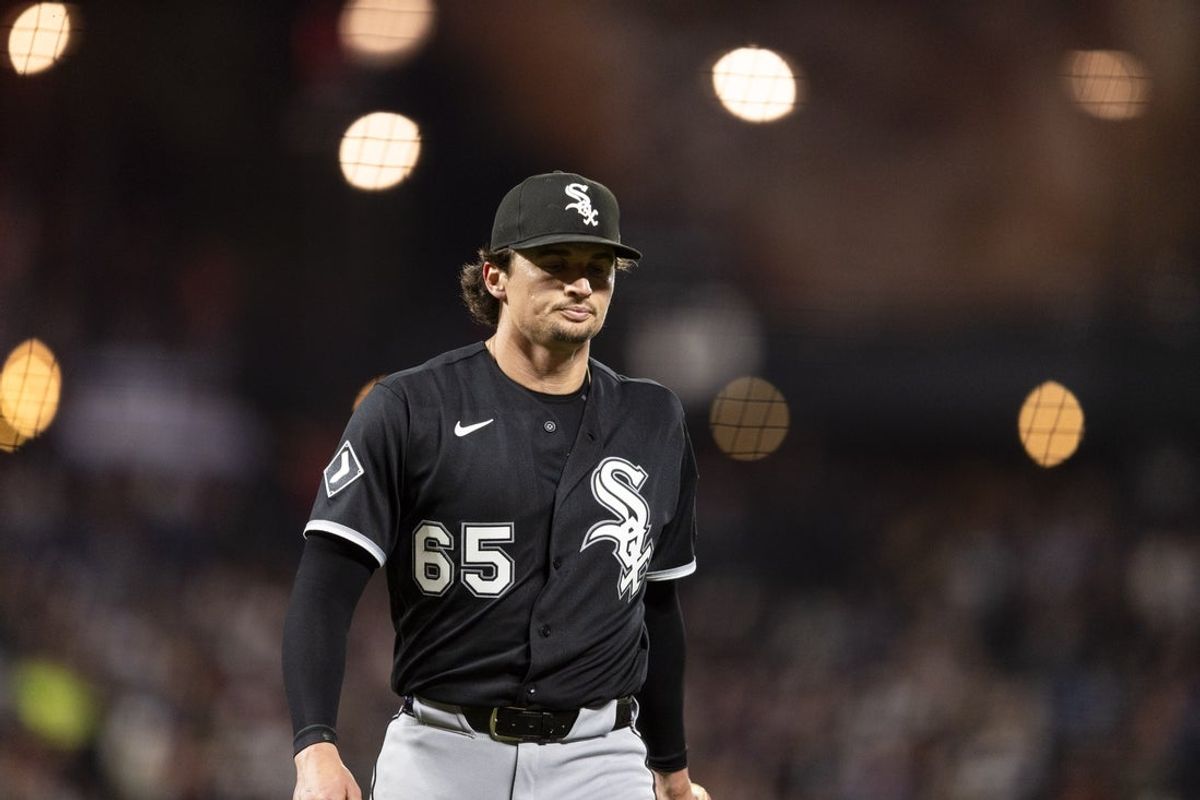 May 22, 2026; San Francisco, California, USA; Chicago White Sox starting pitcher Davis Martin (65) is lifted during the sixth inning against the San Francisco Giants at Oracle Park. Mandatory Credit: John Hefti-Imagn Images