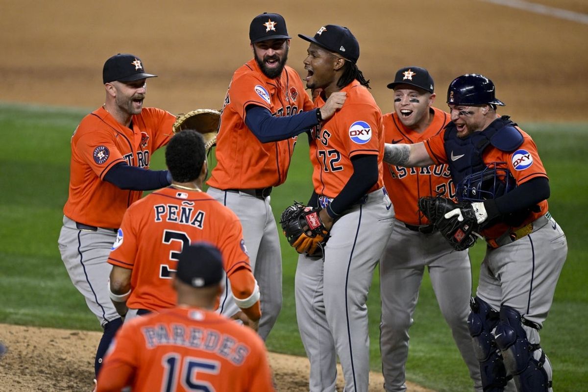 May 25, 2026; Arlington, Texas, USA;  Houston Astros relief pitcher Alimber Santa (72) celebrates with his teammates on the field after the Astros pitch a combined no hitter against the Texas Rangers at Globe Life Field. Mandatory Credit: Jerome Miron-Imagn Images