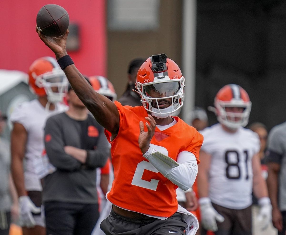 Shedeur Sanders throws at the Browns OTA in Berea on May 27, 2026.