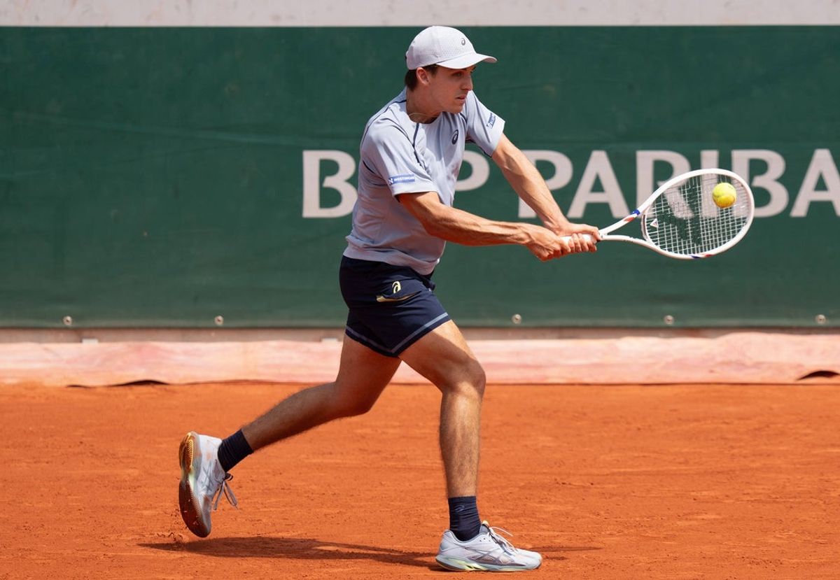 May 30, 2026; Paris, France; Zachary Svajda of the United States returns a shot during his match against Francisco Cerundolo of Argentina on day seven at Stade Roland Garros. Mandatory Credit: Susan Mullane-Imagn Images