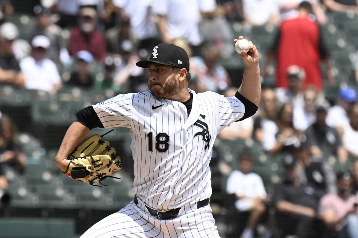 May 30, 2026; Chicago, Illinois, USA;  Chicago White Sox pitcher Anthony Kay (18) delivers the ball during the first inning against the Detroit Tigers at Rate Field. Mandatory Credit: Matt Marton-Imagn Images