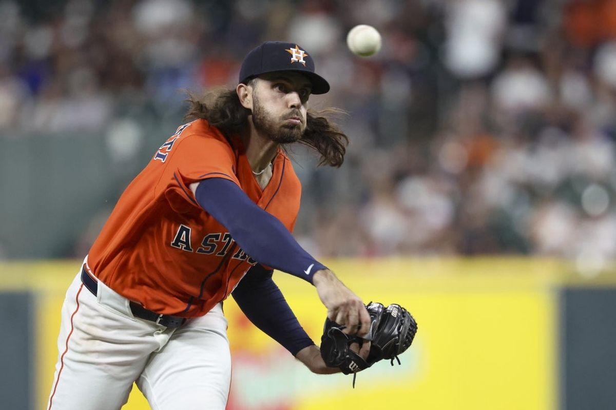 Jun 3, 2026; Houston, Texas, USA; Houston Astros starting pitcher Spencer Arrighetti (41) delivers a pitch during the second inning against the Pittsburgh Pirates at Daikin Park. Mandatory Credit: Troy Taormina-Imagn Images
