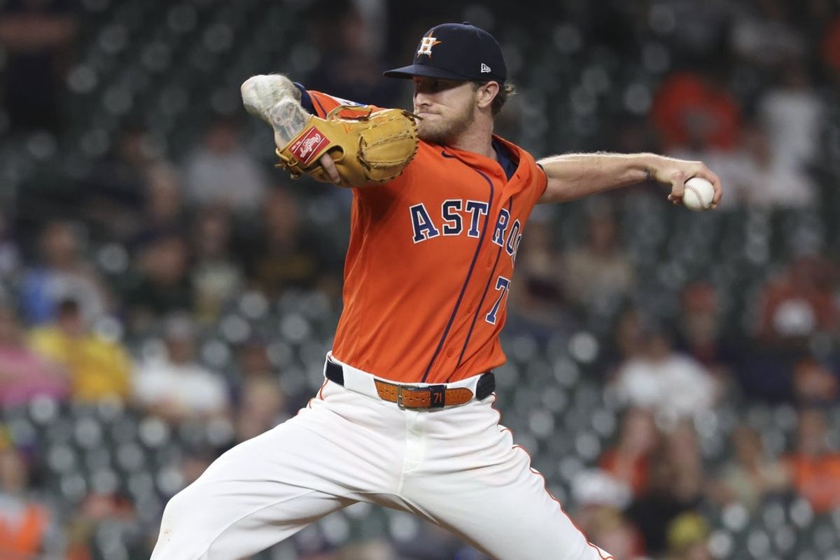 Jun 3, 2026; Houston, Texas, USA; Houston Astros relief pitcher Josh Hader (71) delivers a pitch during the ninth inning against the Pittsburgh Pirates at Daikin Park. Mandatory Credit: Troy Taormina-Imagn Images
