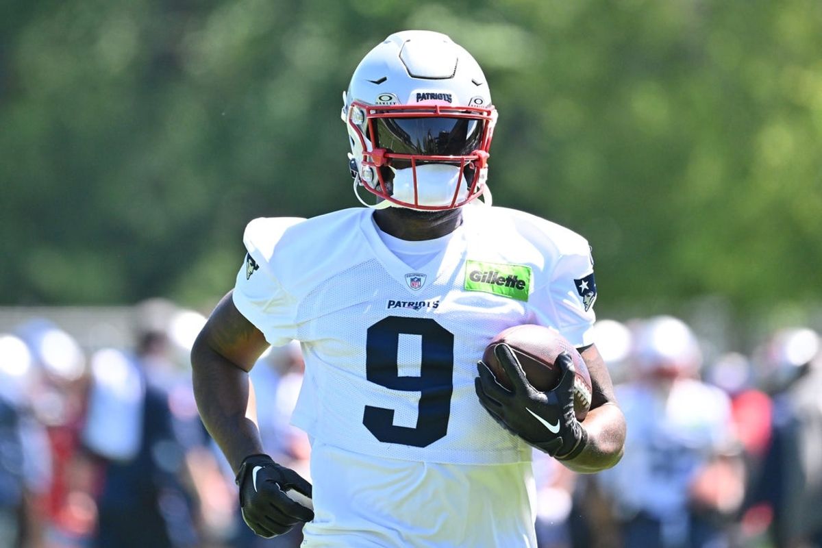 Jun 9, 2026; Foxborough, MA, USA; New England Patriots wide receiver Kayshon Boutte (9) runs with the ball at minicamp at Gillette Stadium. Mandatory Credit: Eric Canha-Imagn Images