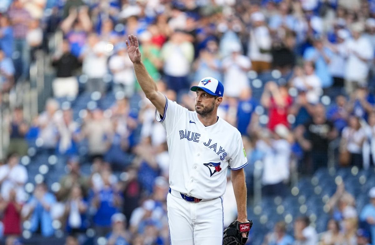 Jun 10, 2026; Toronto, Ontario, CAN;  Toronto Blue Jays pitcher Max Scherzer (31) celebrates his career 3500th strike out against the Philadelphia Phillies during the first inning at Rogers Centre. Mandatory Credit: Kevin Sousa-Imagn Images
